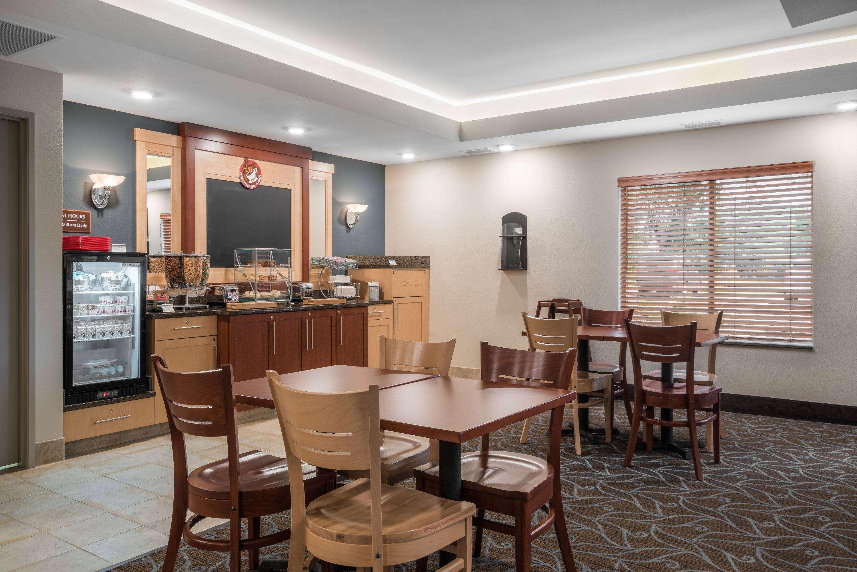 Americinn By Wyndham Winona Ngoại thất bức ảnh